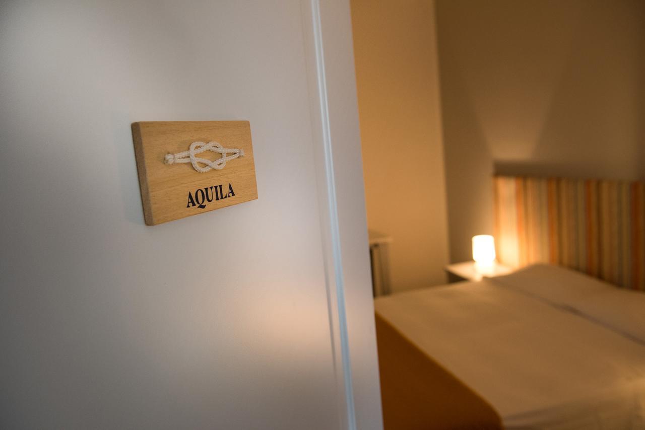 Cabrera House Bed & Breakfast ปอซซัลโล ภายนอก รูปภาพ