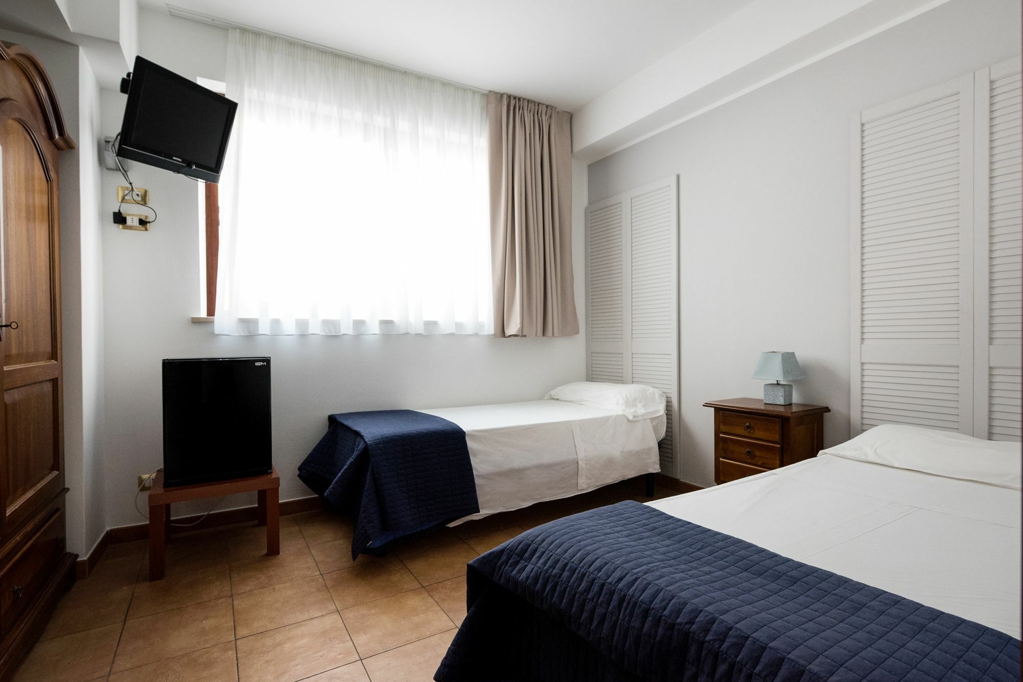 Cabrera House Bed & Breakfast ปอซซัลโล ภายนอก รูปภาพ