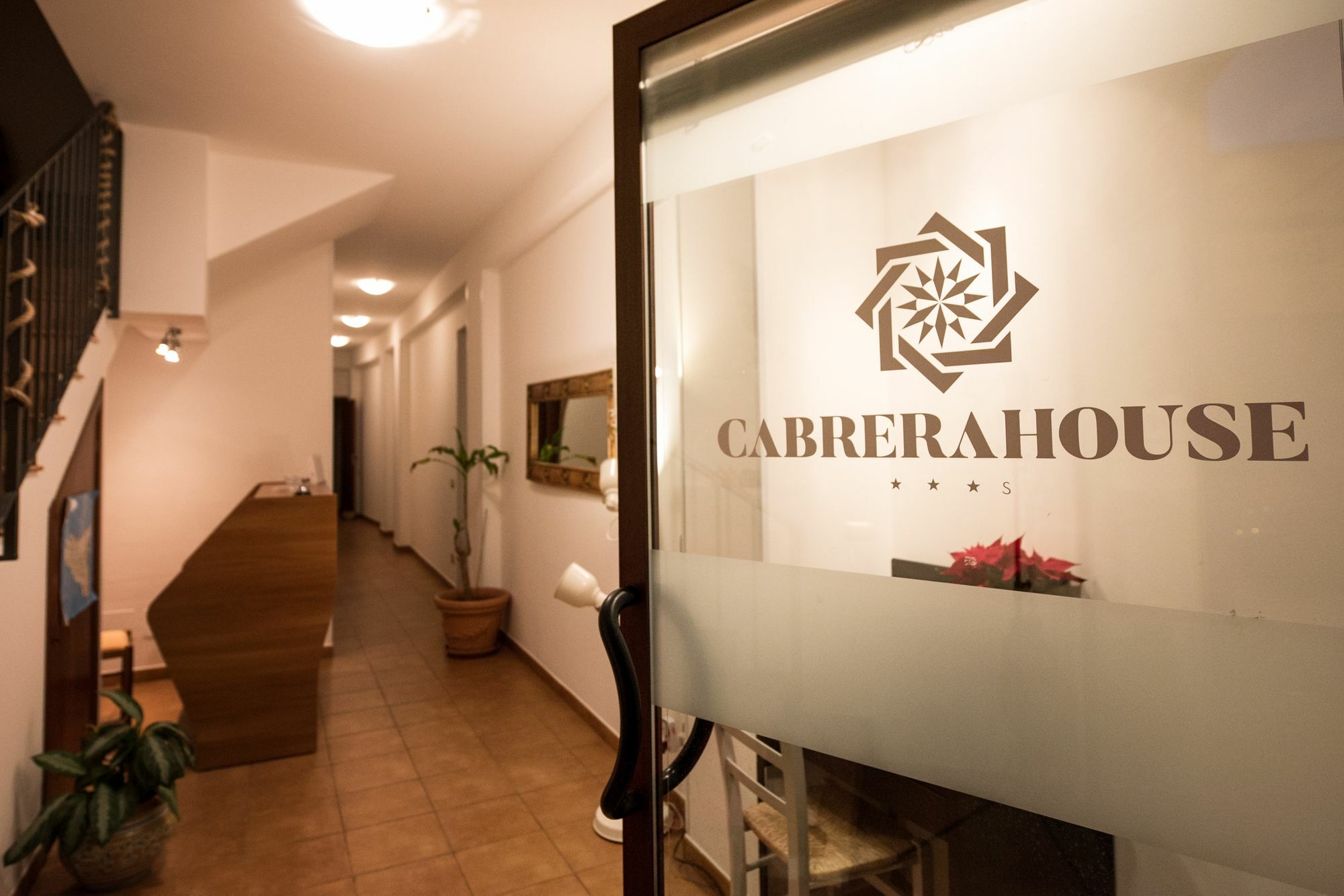 Cabrera House Bed & Breakfast ปอซซัลโล ภายนอก รูปภาพ