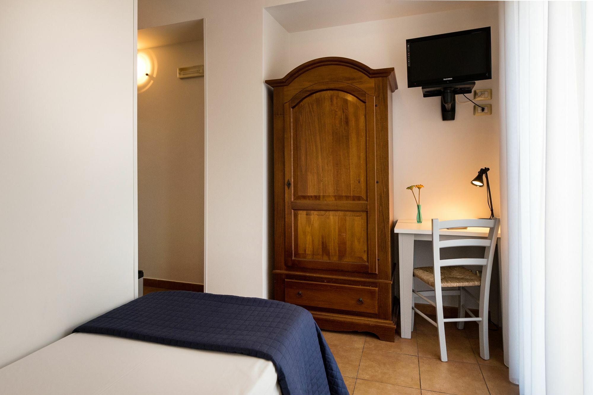 Cabrera House Bed & Breakfast ปอซซัลโล ภายนอก รูปภาพ