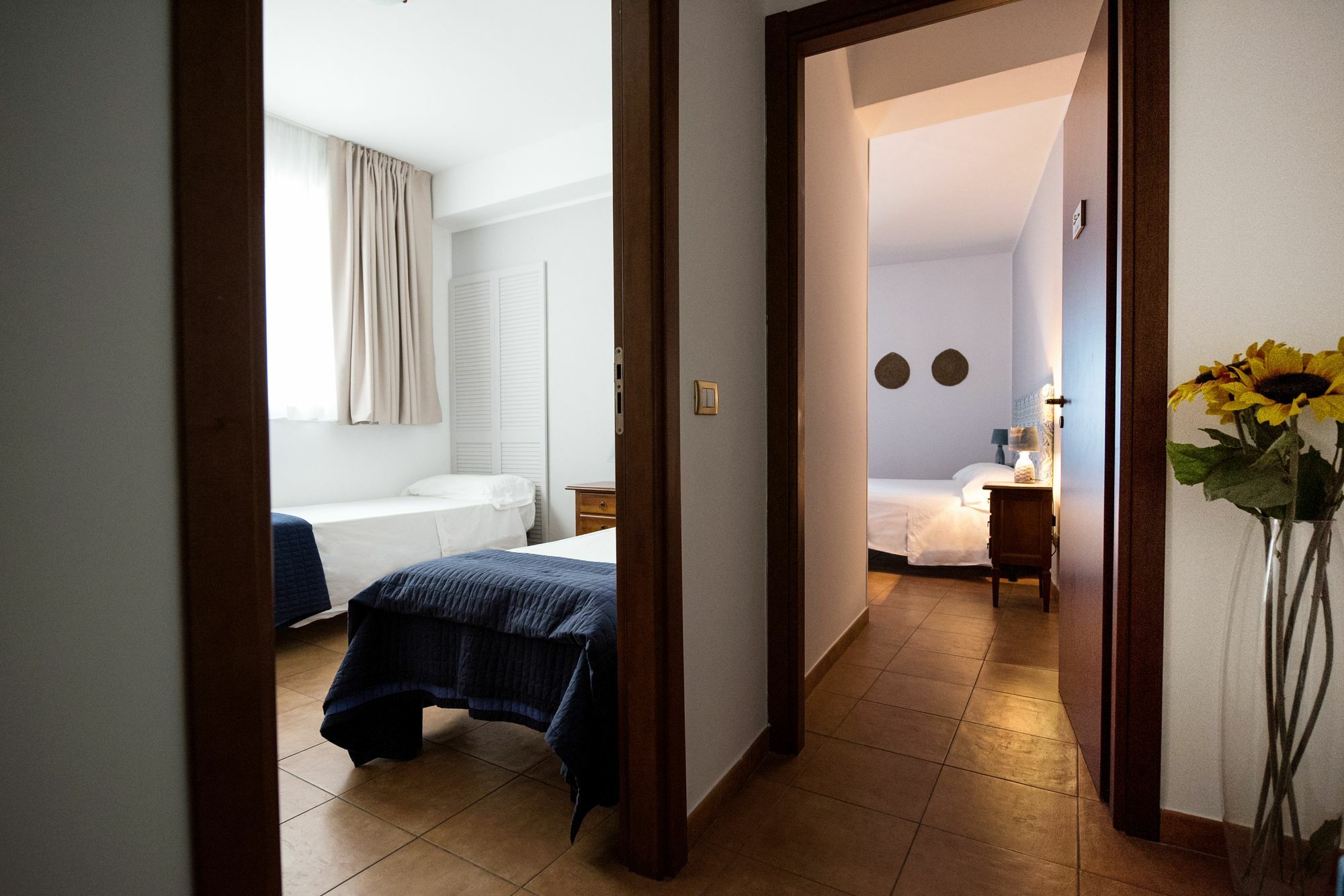 Cabrera House Bed & Breakfast ปอซซัลโล ภายนอก รูปภาพ